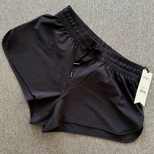 NWT stori Challenge Shorts Black Size 6
